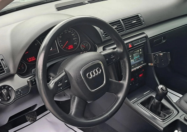 Audi A4 cena 19900 przebieg: 180000, rok produkcji 2006 z Radom małe 172